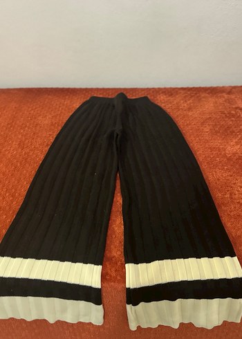 Kadın Siyah Beyaz Çizgili Uzun Kollu Triko takım - Görsel 4