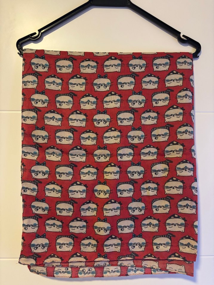 Kadın Kırmızı Baskılı Retro şal - Görsel 3