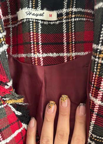 Düğmeli Ekose Desenli Bordo Kadın Blazer - Görsel 6