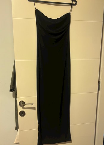 Stradivarius Siyah Straplez Uzun Drapeli Elbise