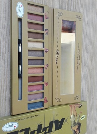 universal Beden the balm far paleti