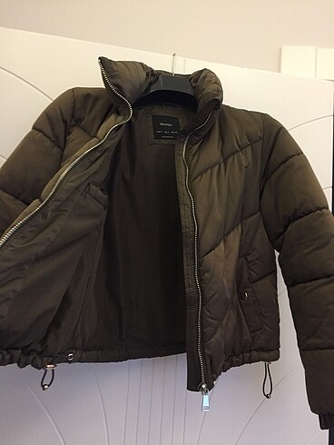 s Beden Bershka mont