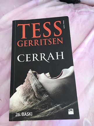 Tess Gerritsen Cerrah kitabı