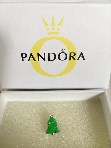 Pandora model çam ağacı charm