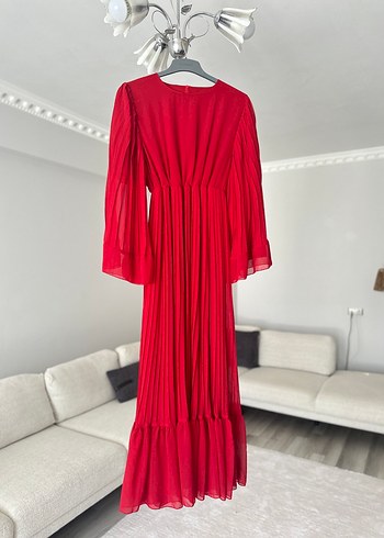 Kırmızı Pilili Uzun Kadın Elbise - Görsel 8