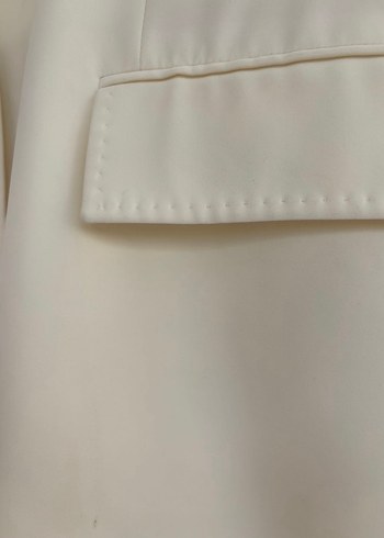 Düğmeli Beyaz Kadın Blazer Ceket - Görsel 3
