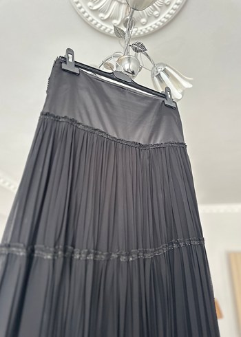 Siyah Şifon Pilili Uzun Gotik Etek - Görsel 3