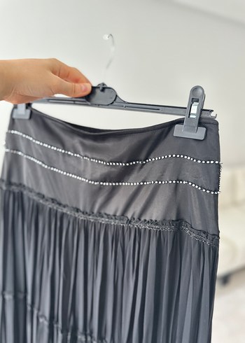 Siyah Şifon Pilili Uzun Gotik Etek - Görsel 7