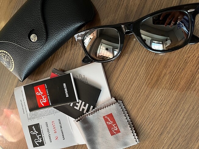 Ray-Ban Güneş Gözlüğü