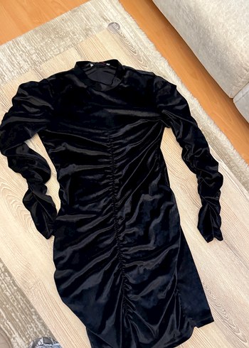 Siyah Drapeli Uzun Kollu Gotik Elbise