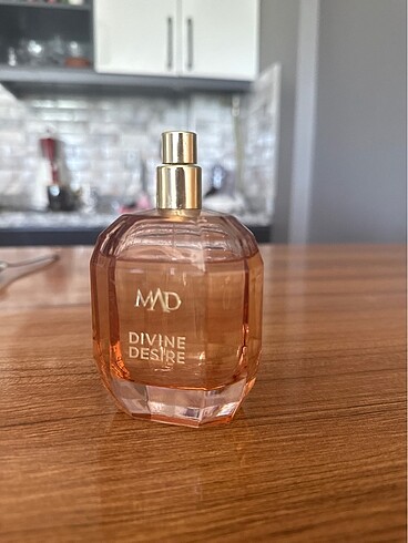 MAC mad divine desire