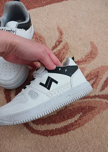 34 Beden Beyaz Erkek Çocuk Spor Ayakkabı Velcro