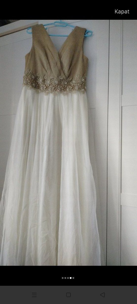 Askıya Düşen Nakışlı Uzun Bej Elbise - Görsel 3