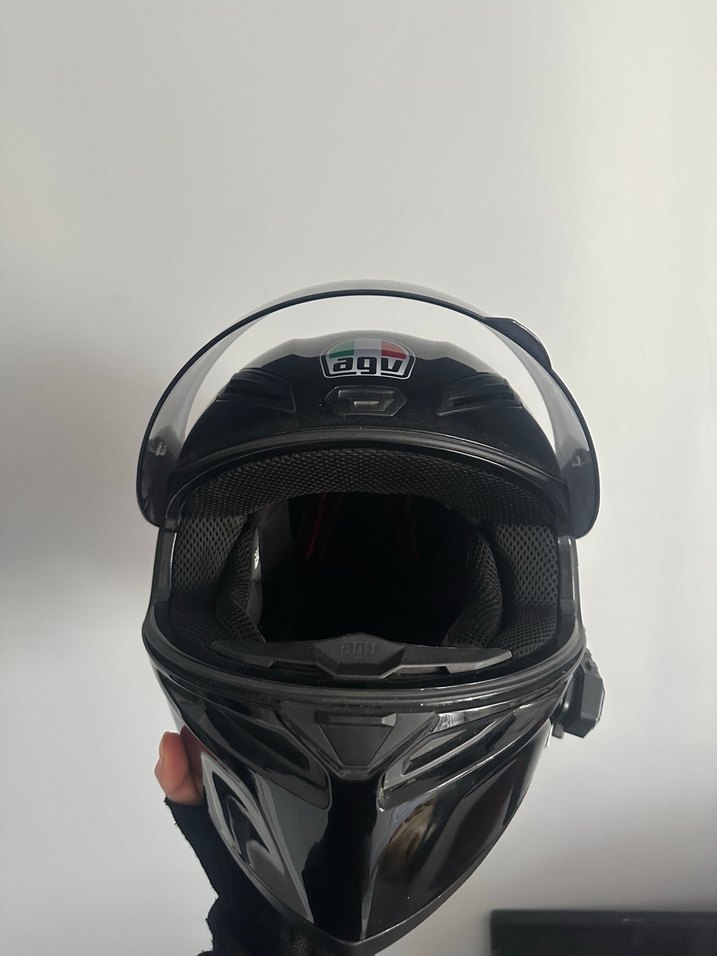 Kilitli Siyah Biker Motosiklet Kaskı - Görsel 3