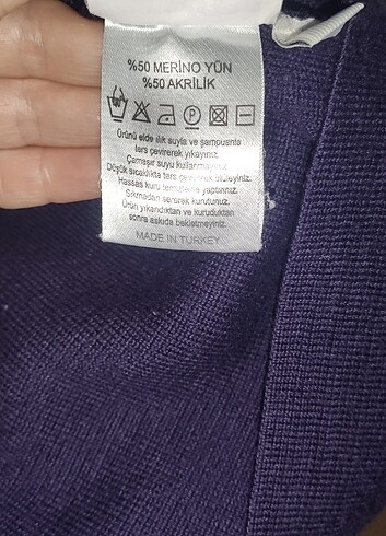 s Beden Beymen merinos yünlü hırka.