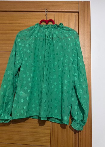 Yeşil Uzun Kollu Düğmeli Kadın Bluz - Görsel 2