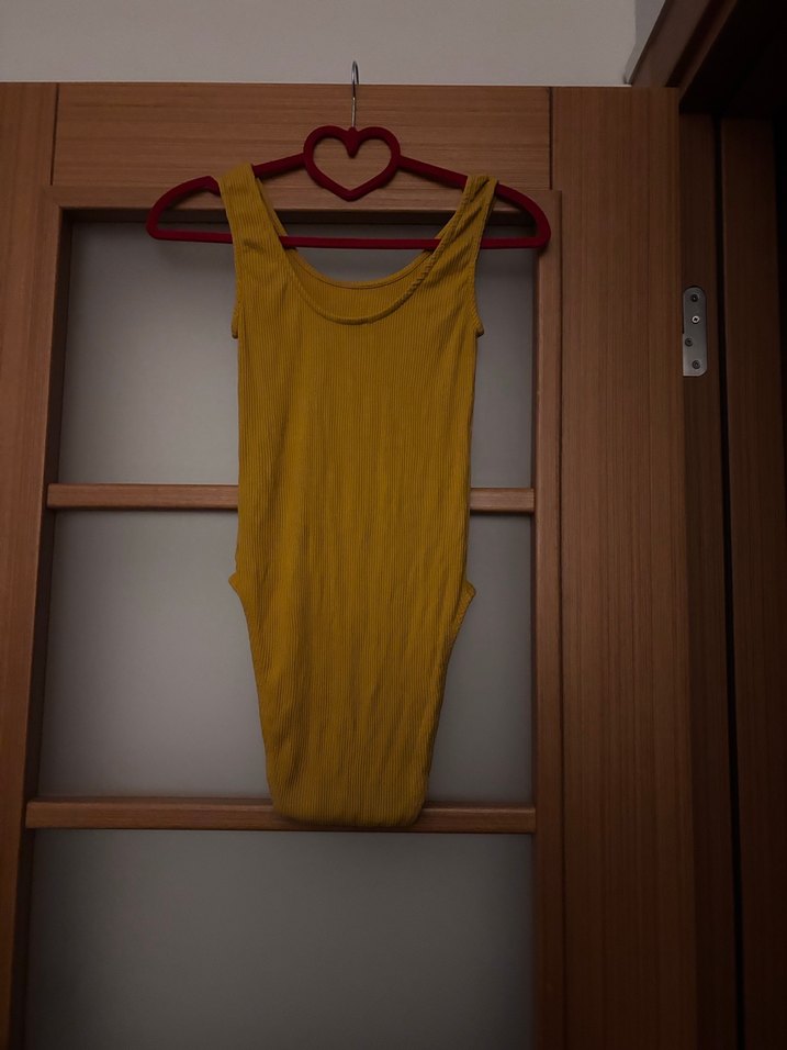 Sarı Midi Kadın Spor Mayo - Görsel 2