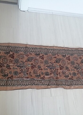  Beden Çok güzel şal hiç kullanılmadı içinde sim gibi var 
