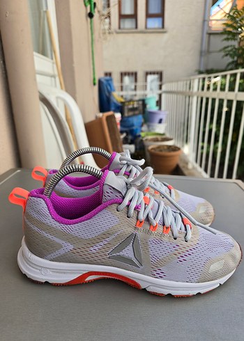REEBOK KADIN KOŞU AYAKKABISI