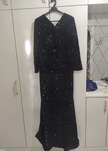 Siyah Uzun Kollu Drapeli V Yaka Abiye