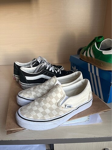 vans slip on