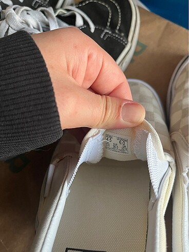 36 Beden vans slip on