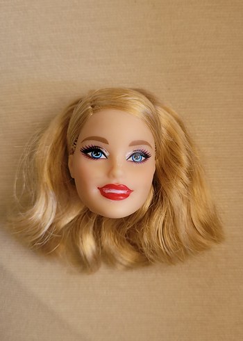 Barbie Holiday kafa