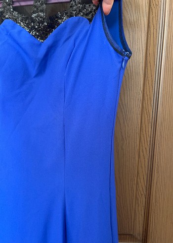 Zincir Detaylı Mavi Uzun Abiye Elbise - Görsel 3