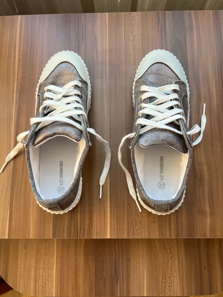 Gri Bağcıklı Kadın  Spor Ayakkabı - Görsel 3