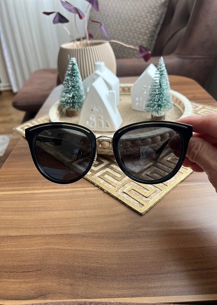Kadın güneş gözlüğü - Görsel 3