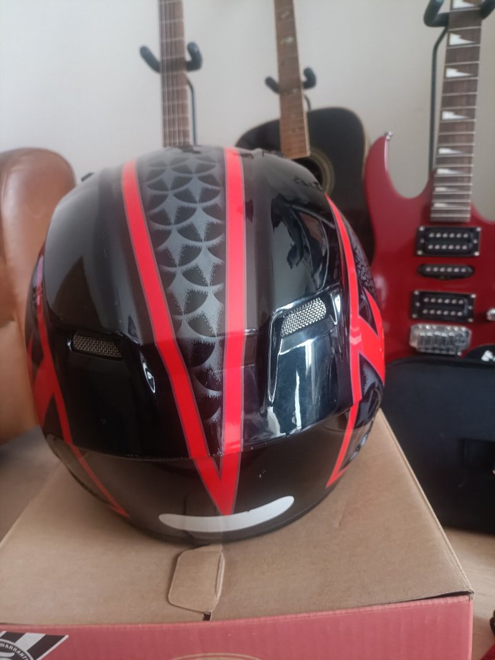 Bell Qualifier M beden Kapalı Kask - Görsel 5