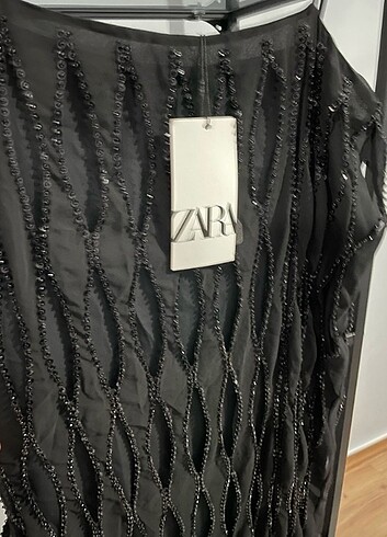 xs Beden siyah Renk Zara boncuk işlemeli elbise