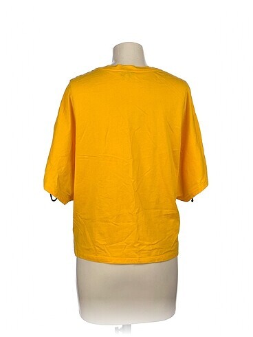 l Beden Twist T-shirt %70 İndirimli.