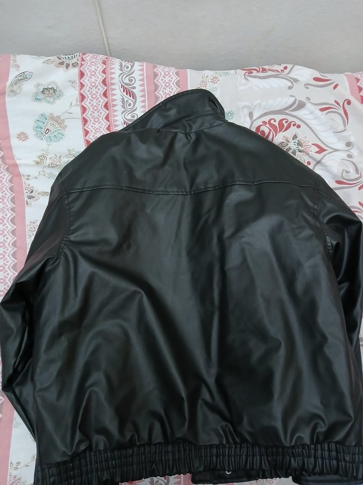 Düğmeli Siyah Deri Erkek Ceket - Görsel 3