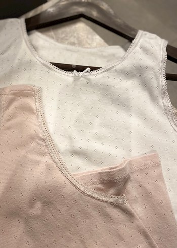 Beyaz ve Pastel atlet(birkaç kez giyildi) - Görsel 9