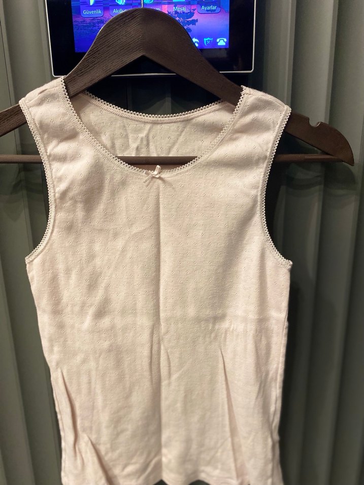 Beyaz ve Pastel atlet(birkaç kez giyildi) - Görsel 3