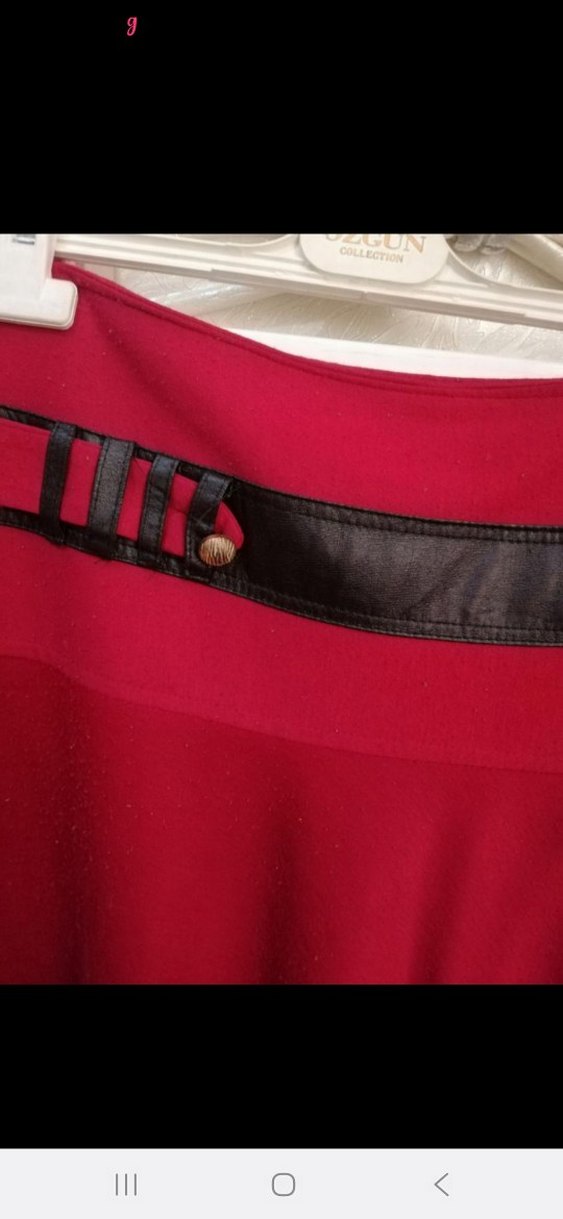 Kemer Detaylı Kırmızı Midi Etek - Görsel 2