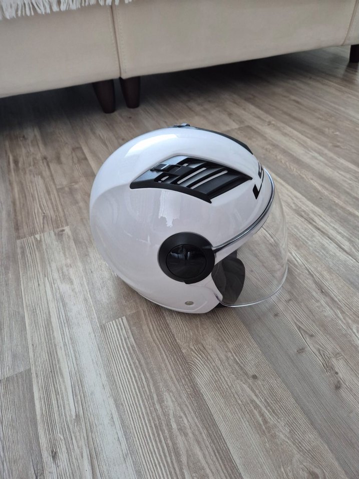 Beyaz LS2 Motosiklet Kaskı - Görsel 3