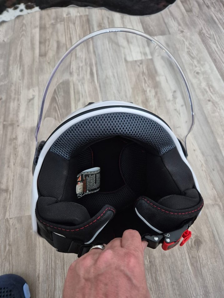 Beyaz LS2 Motosiklet Kaskı - Görsel 5