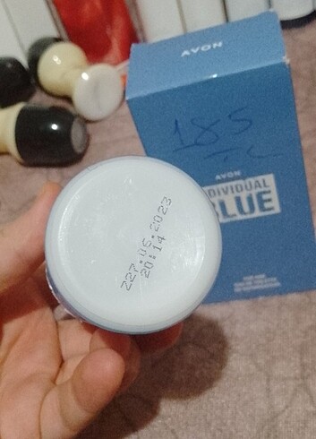 Beden İndividual blue erkek parfüm ve rollonu 100 ml+50 ml