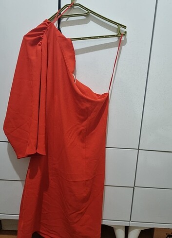 H&M Yavruağzı yarasa kol elbise