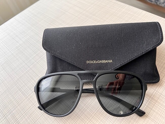 Güneş Gözlüğü- Dolce Gabbana