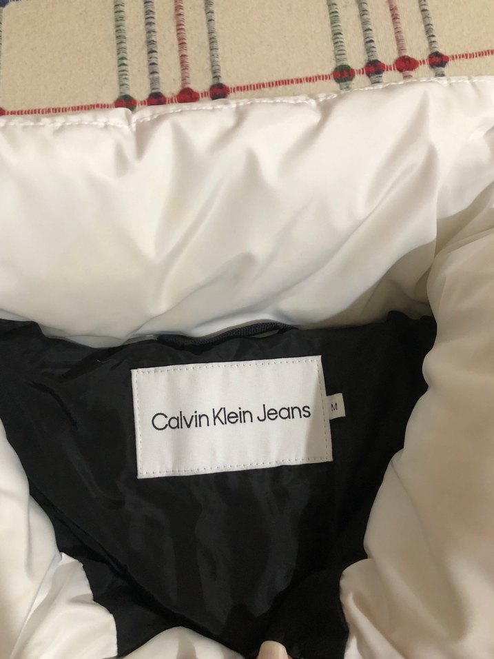 Siyah-Beyaz Yüksek Yakalı Kadın Calvin Klein Mont - Görsel 2