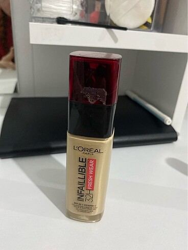 LOREAL INFAILLIBLE FONDOTEN