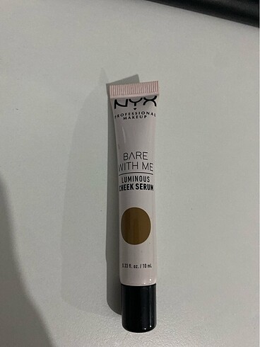 NYX CHEEK SERUM