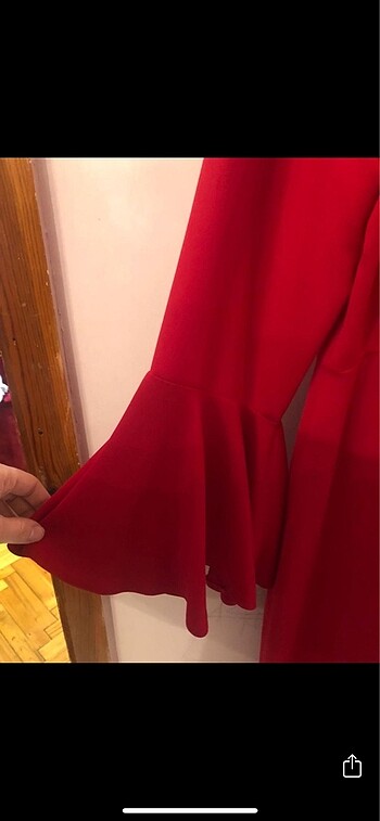 l Beden Kırmızı Volan Kollu Elbise