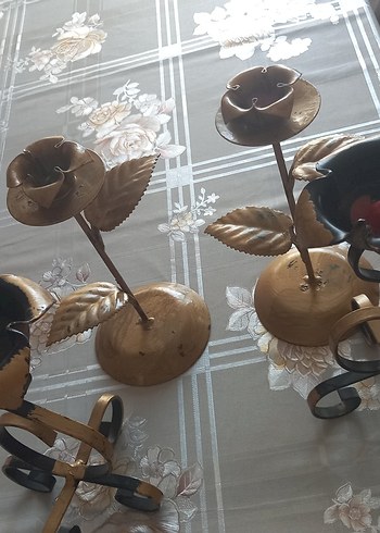Diğer Altın Renkli Metal Mumluk Seti