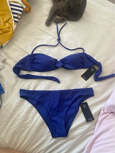 Guess bikini takım ????