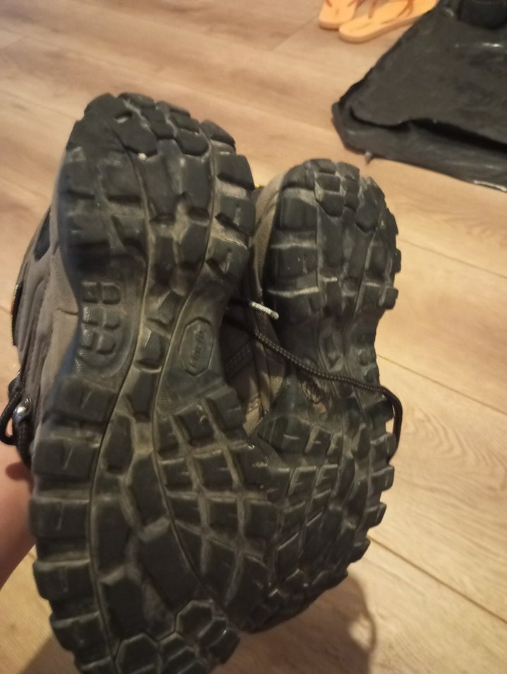 Kahverengi ErkekYılan Desenli Bot - Görsel 4