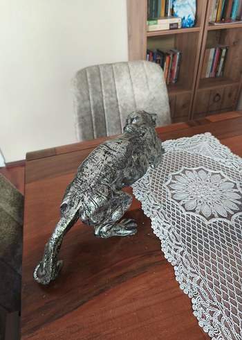 Koyu Gri Kaplan Figürin - Görsel 3